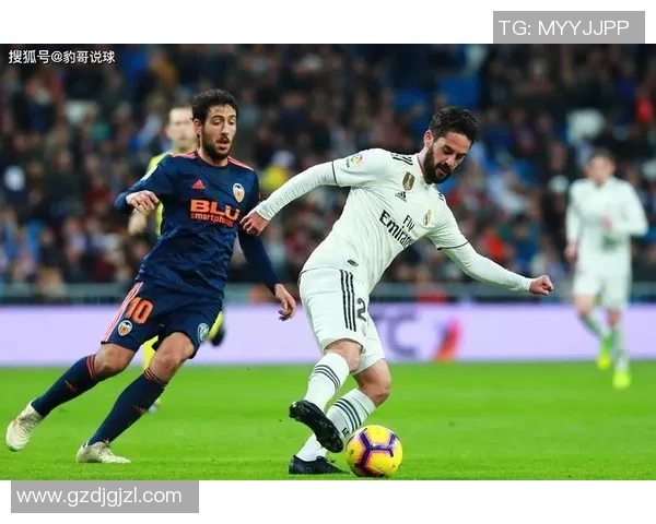 圣塔菲与巴兰的精彩对决分析及赛季表现全面解析 圣塔菲与巴兰的精彩对决分析及赛季表现全面解析